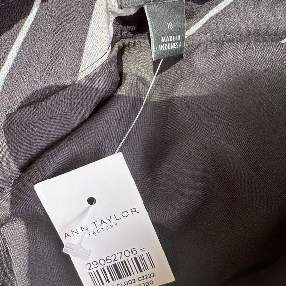 NWT Ann Taylor Striped Black and White Women's Skirt - Picture 6 of 7